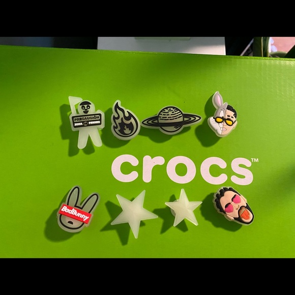 Bad Bunny Letter jibbitz glow in the dark - Picture 1 of 1